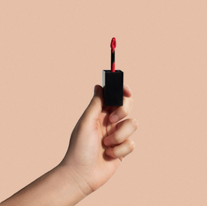 Matte Lip Stain - Velvet Red - Mallou Pure Essence